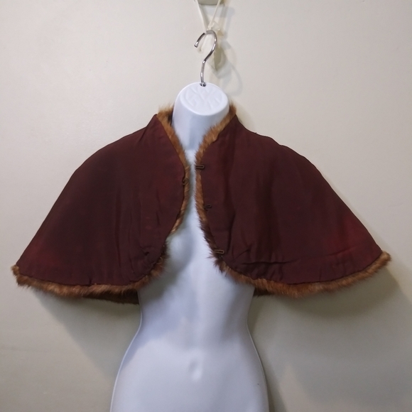 Vintage Mink Cape - Picture 5 of 13